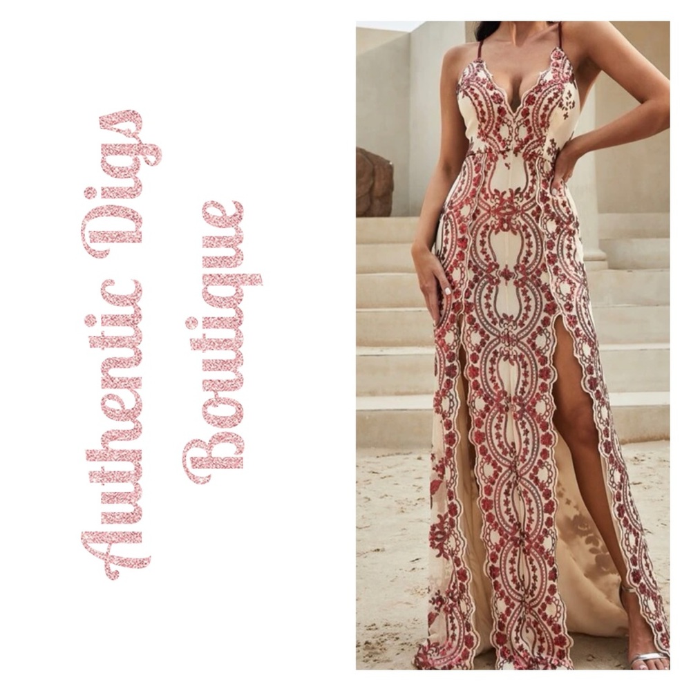 GORGEOUS lace formal dress